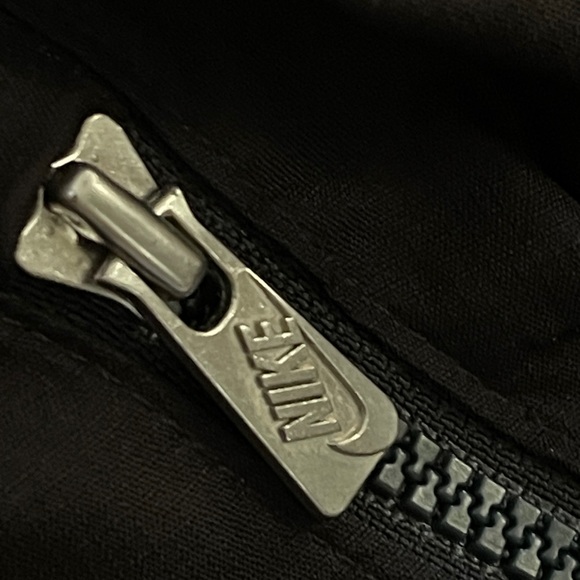 Nike Black hooded jacket 3T - Picture 8 of 11